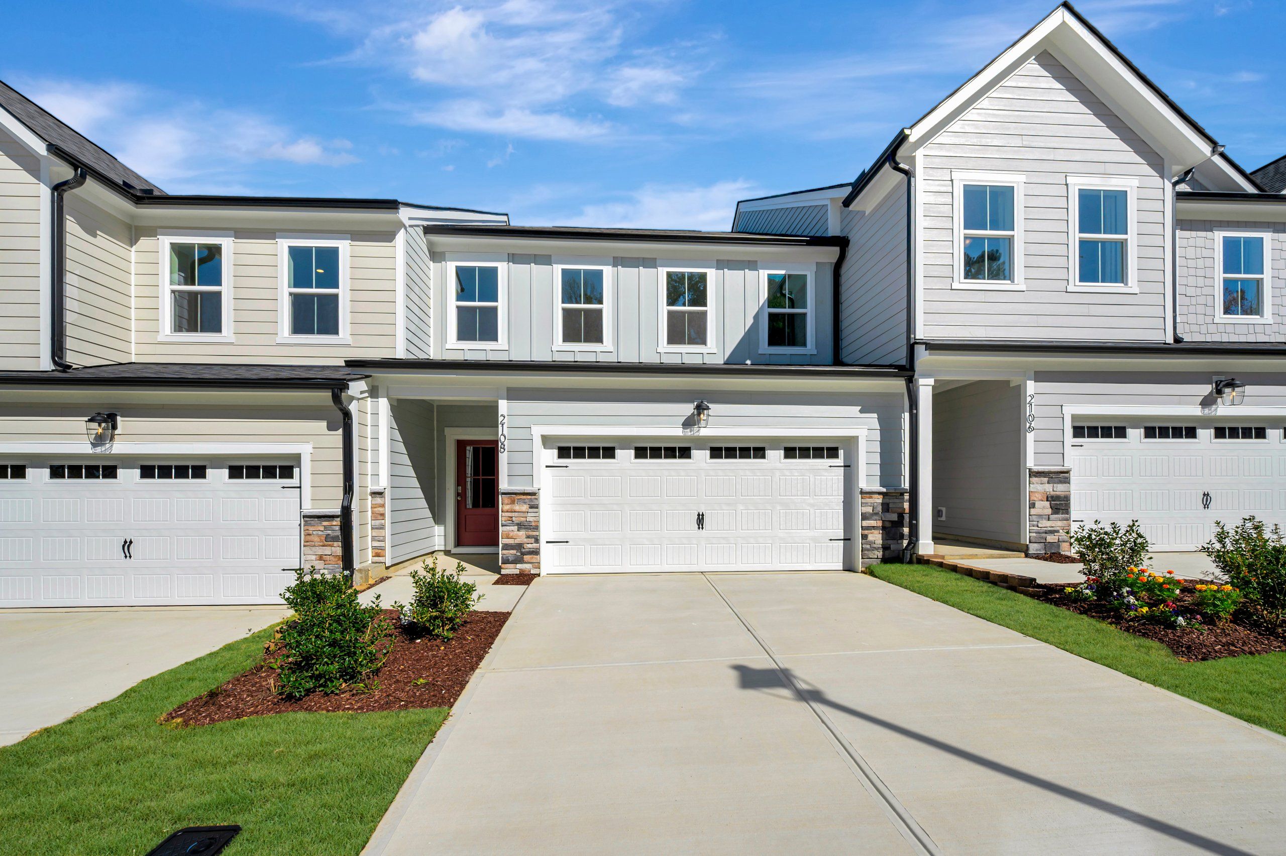 2108 Shaded Knoll Road (Addison)