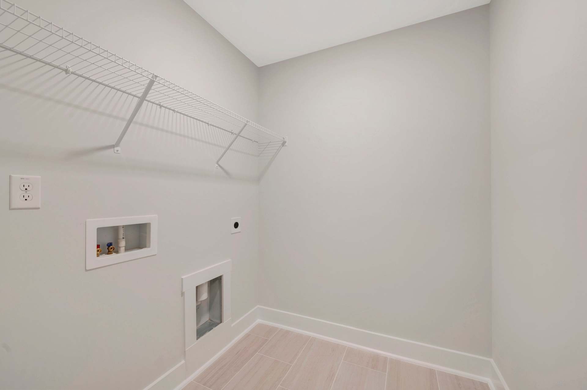 Maxwell Laundry Room