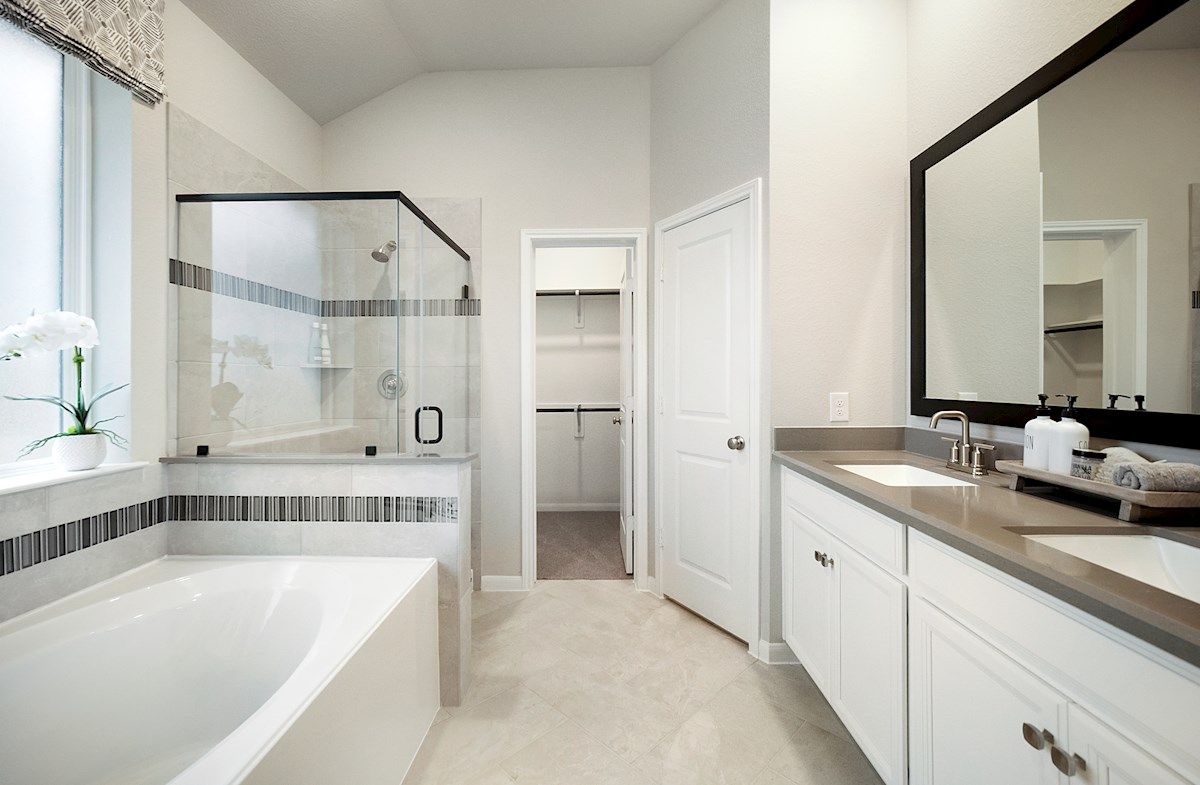 Quintera Primary Bathroom