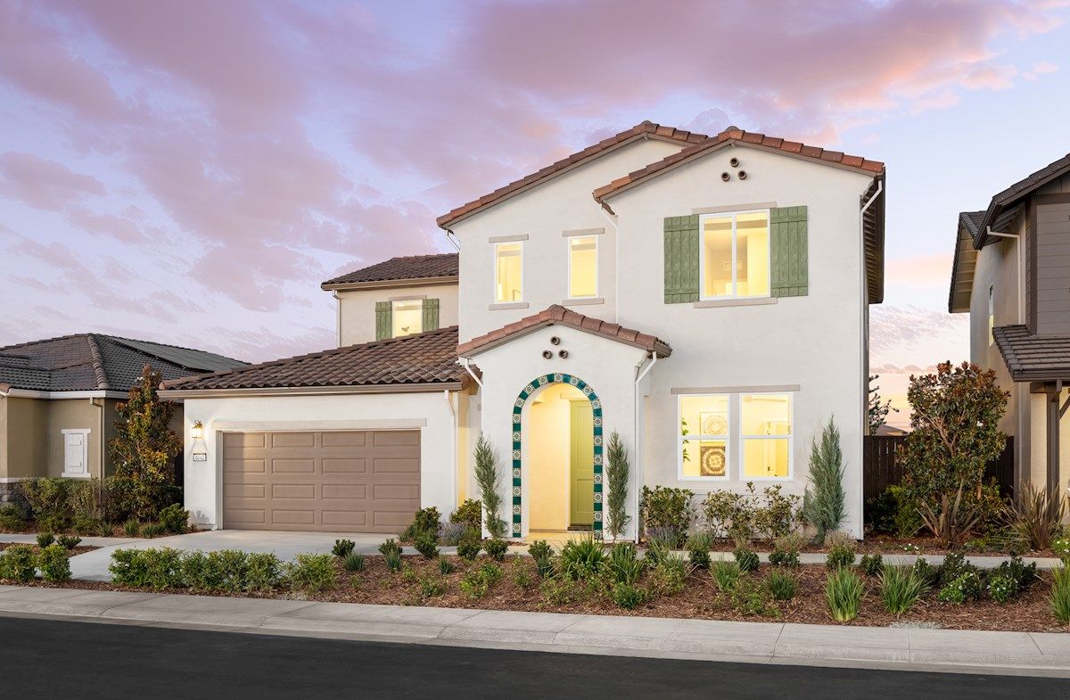 Plan 4 Spanish Colonial L Exterior