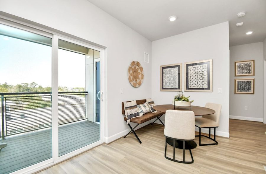 6804 Westview Dr #3404 (Clifton)