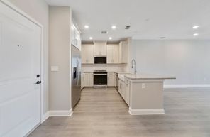 7557 Laureate Blvd 6408 (Aspen with Study)