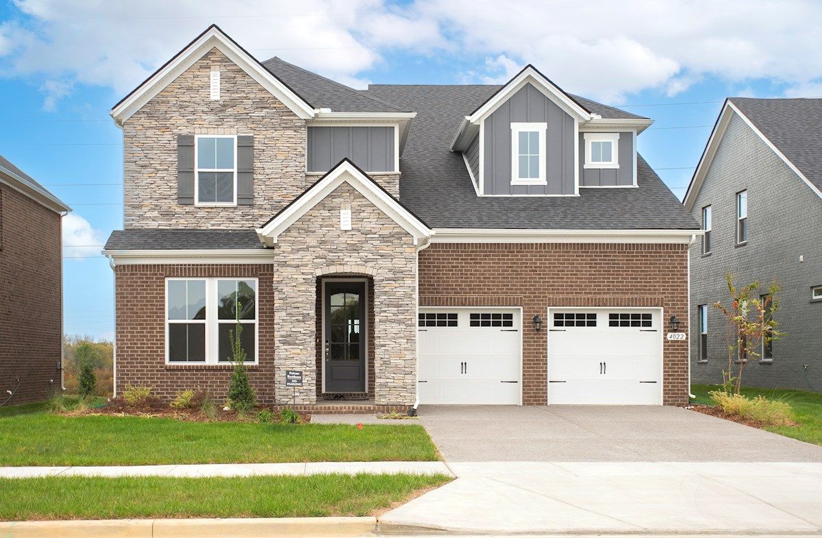 Weston French Country M Exterior