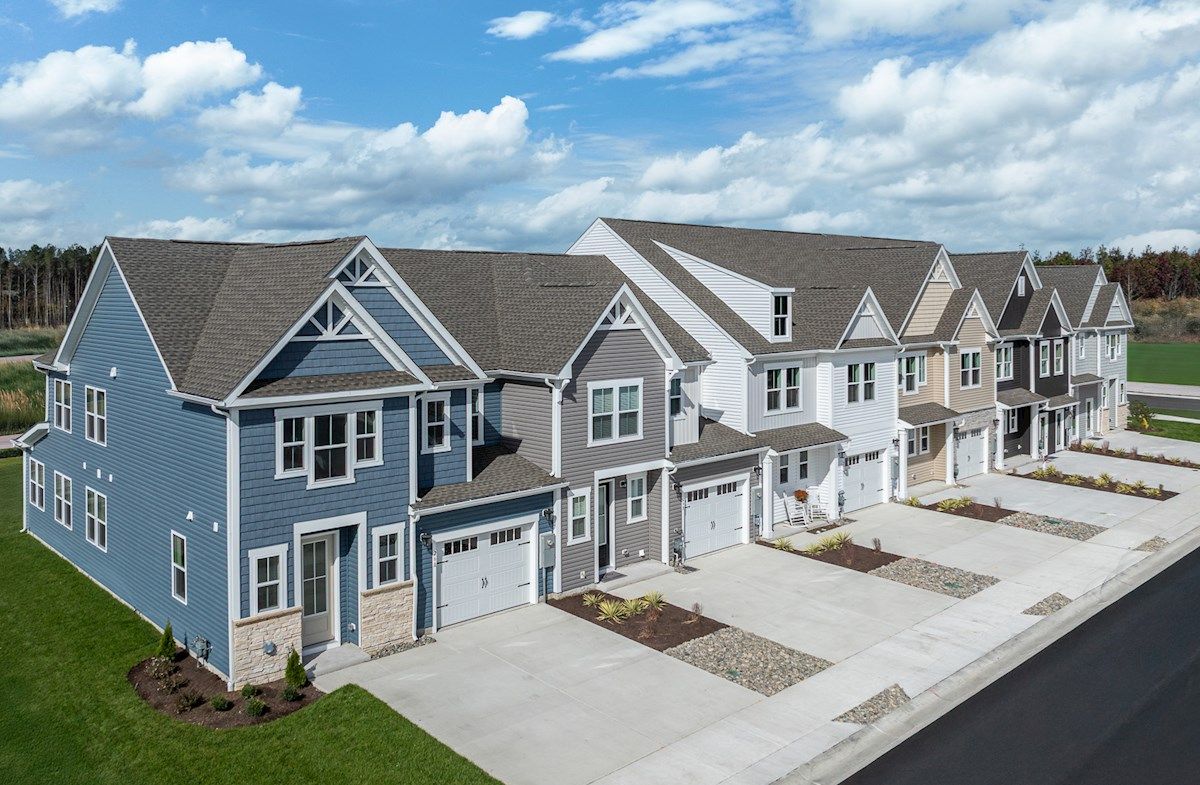 Sandpiper and Heron Exterior