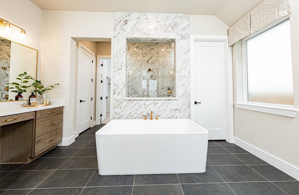 Kerrville Primary Bathroom