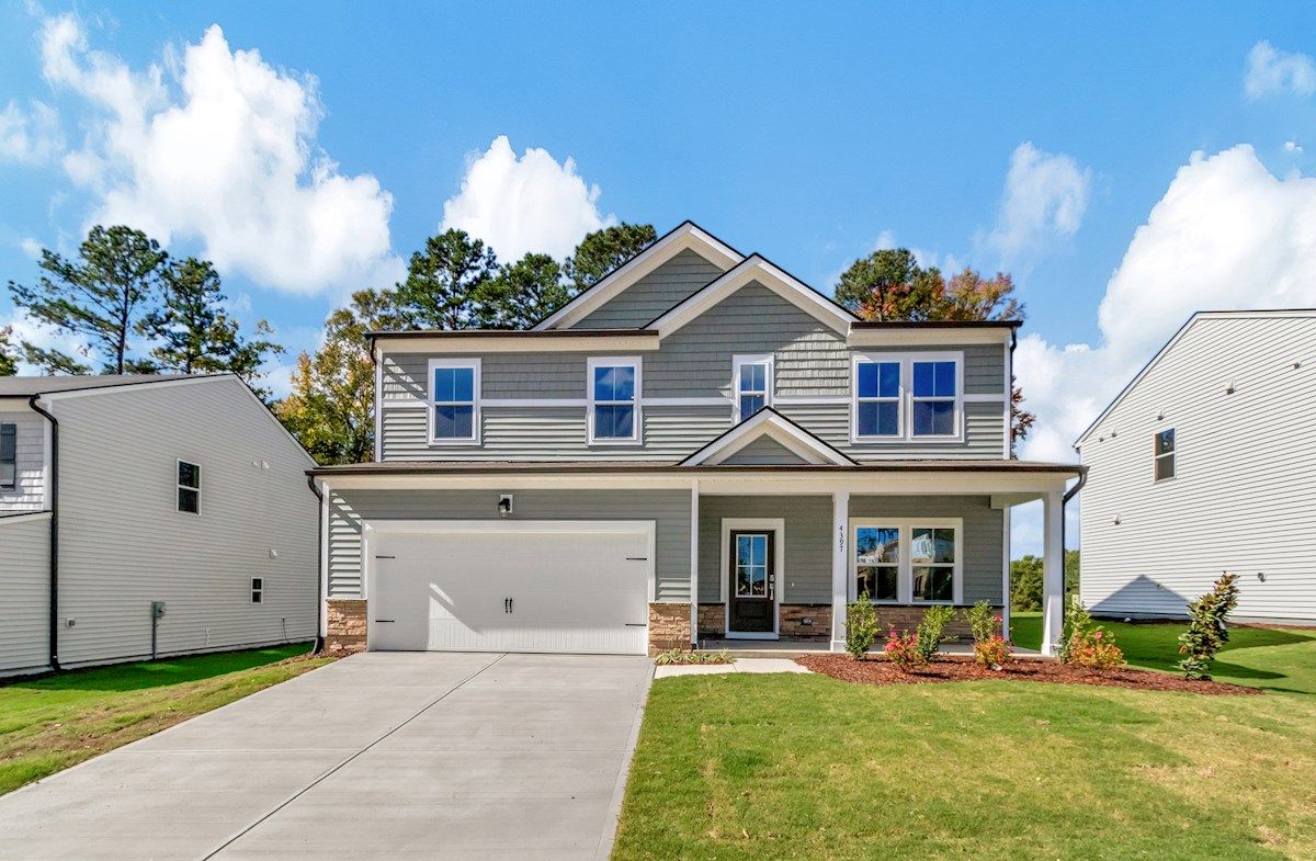 Charlotte Arts & Crafts L Exterior