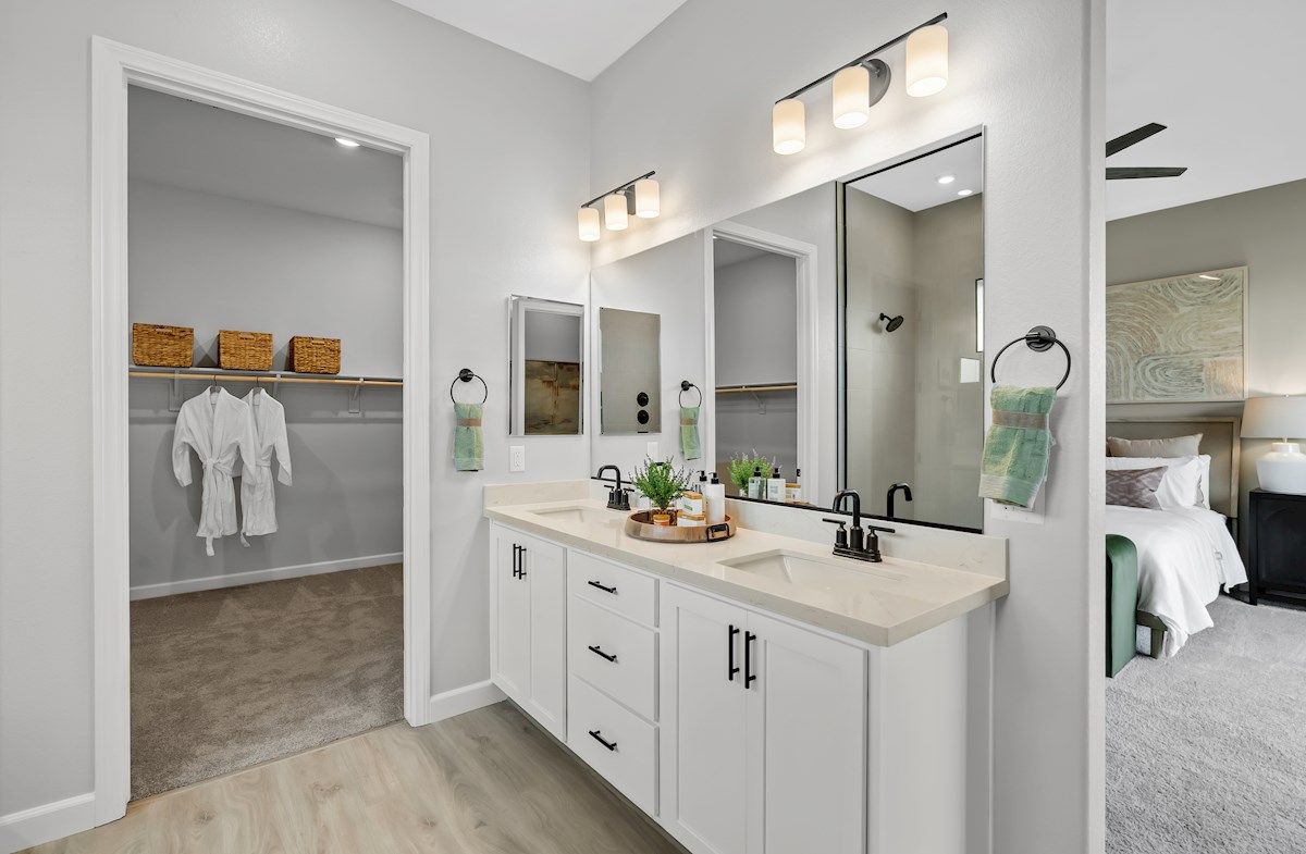 Windsor Primary Bathroom