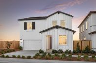 Willow at Winding Creek por Beazer Homes en Sacramento California