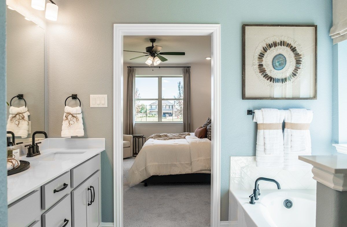 Avalon Primary Bathroom