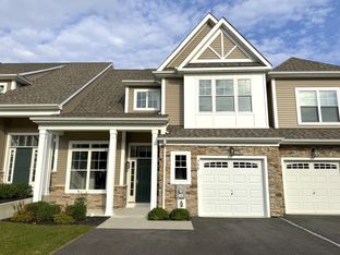 The Davenport - Country Pointe Meadows: Yaphank, New York - Beechwood Homes