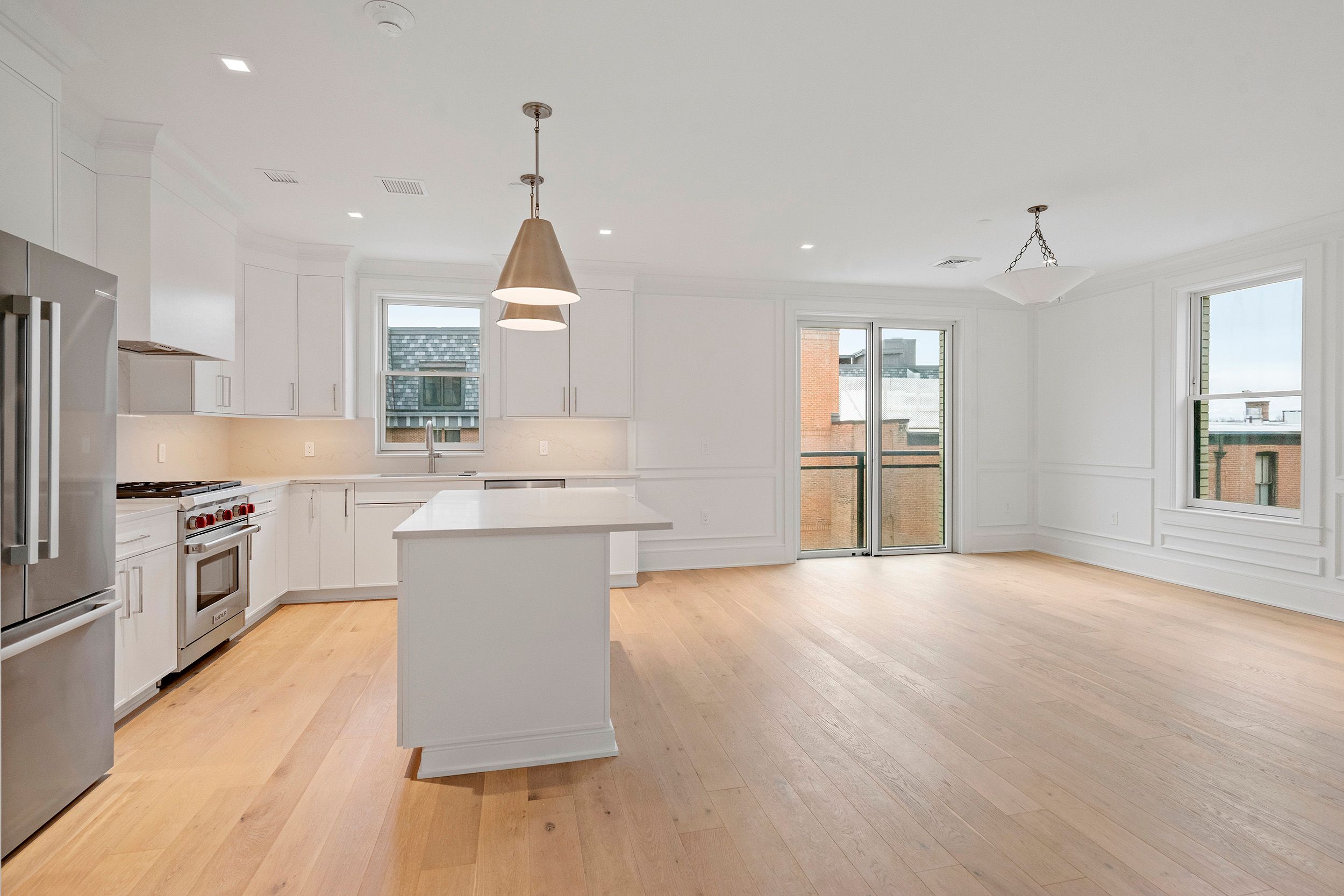 19 Washington Street #558 I (I) Image