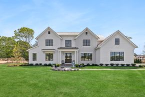 Country Pointe Estates by Beechwood Homes in Nassau-Suffolk New York
