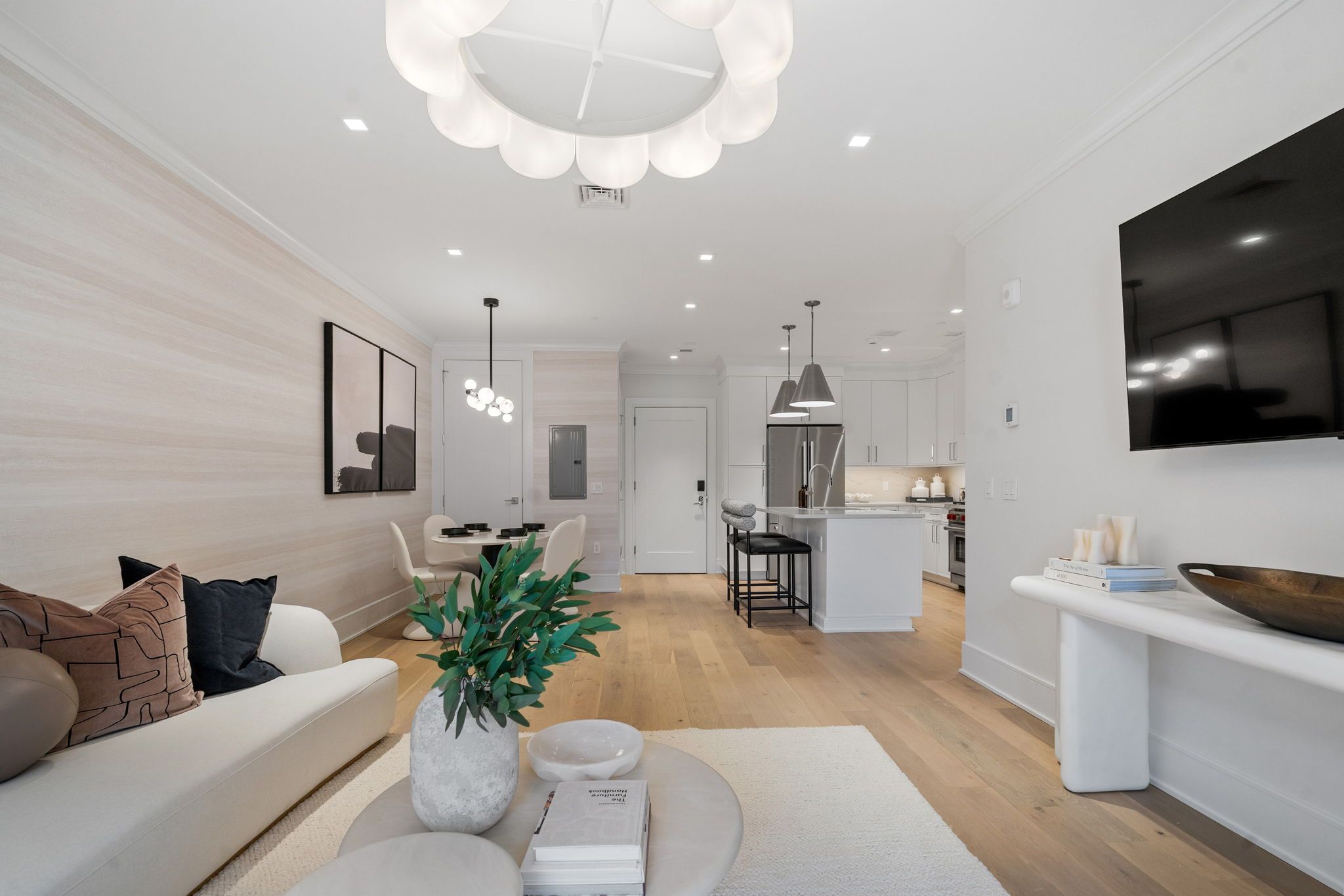 P - The Residences at The Adelphi Hotel: Saratoga Springs, New York - Beechwood Homes