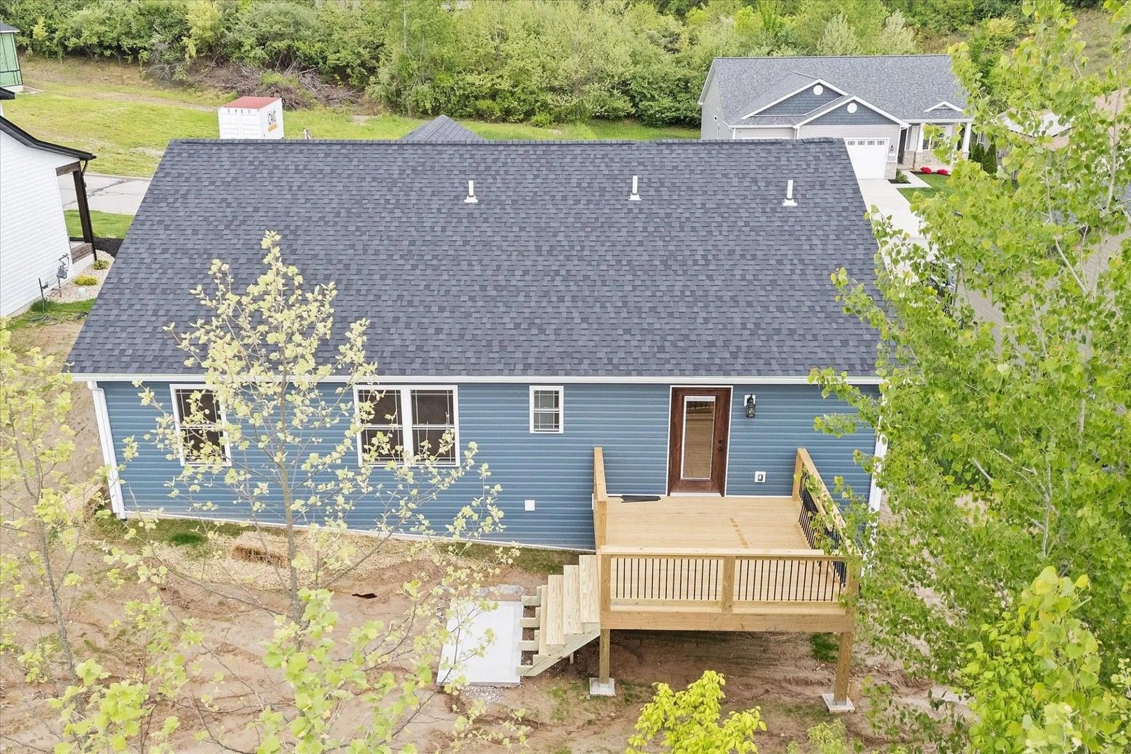 992 Half Moon Ln. Caseyville, IL 62232