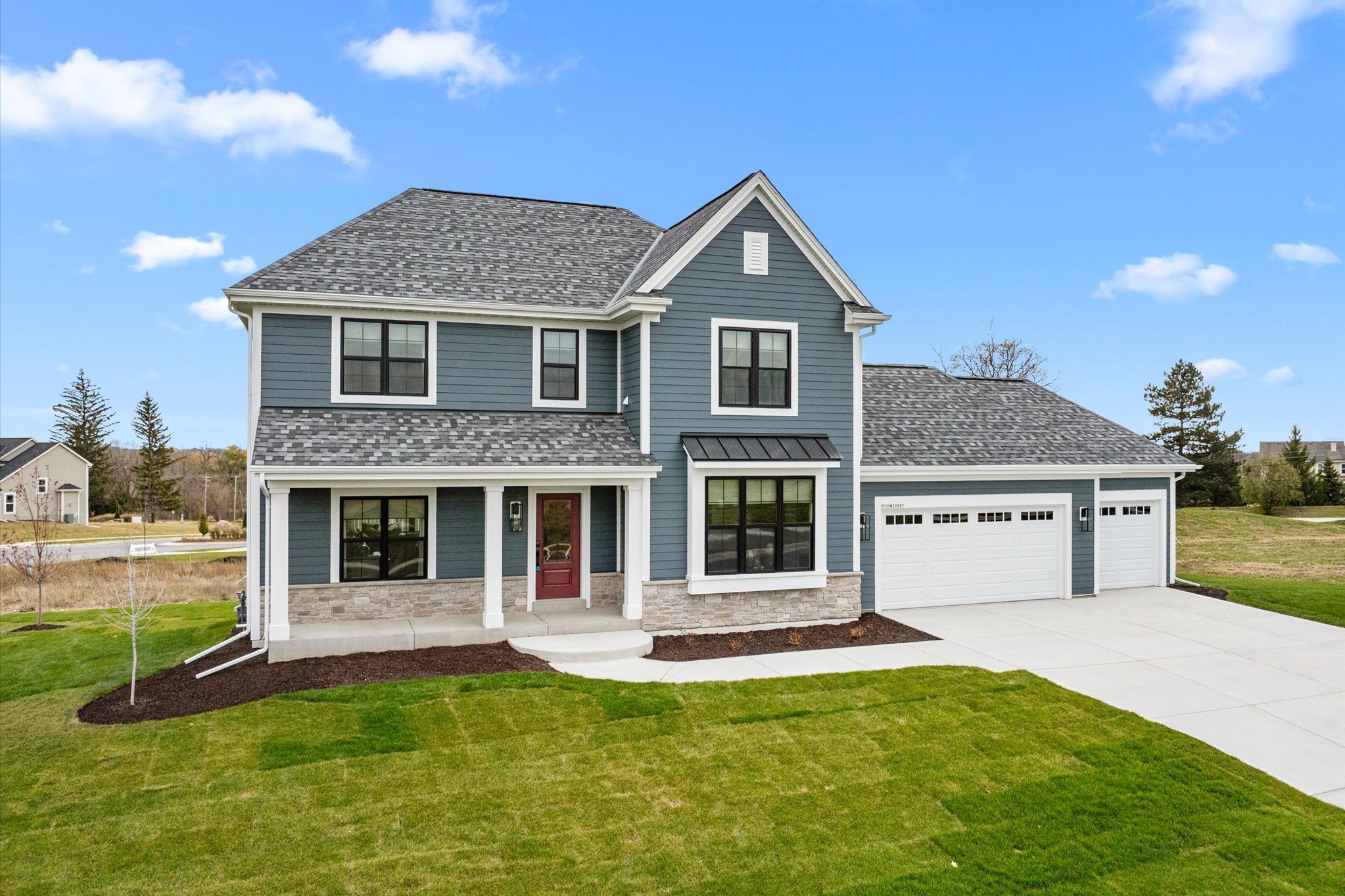 This photo is for illustration purposes only and does not necessarily represent the features and finishes of a specific RediHome.