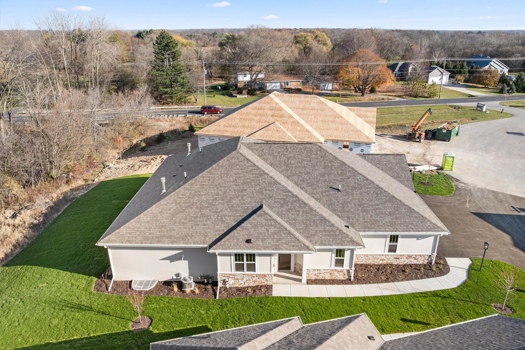 W204 N17685 Laurel Place (The Adalyn, Plan 1412)