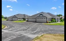 Hunter Oaks Villas: Watertown, Wisconsin - Bielinski Homes, Inc.