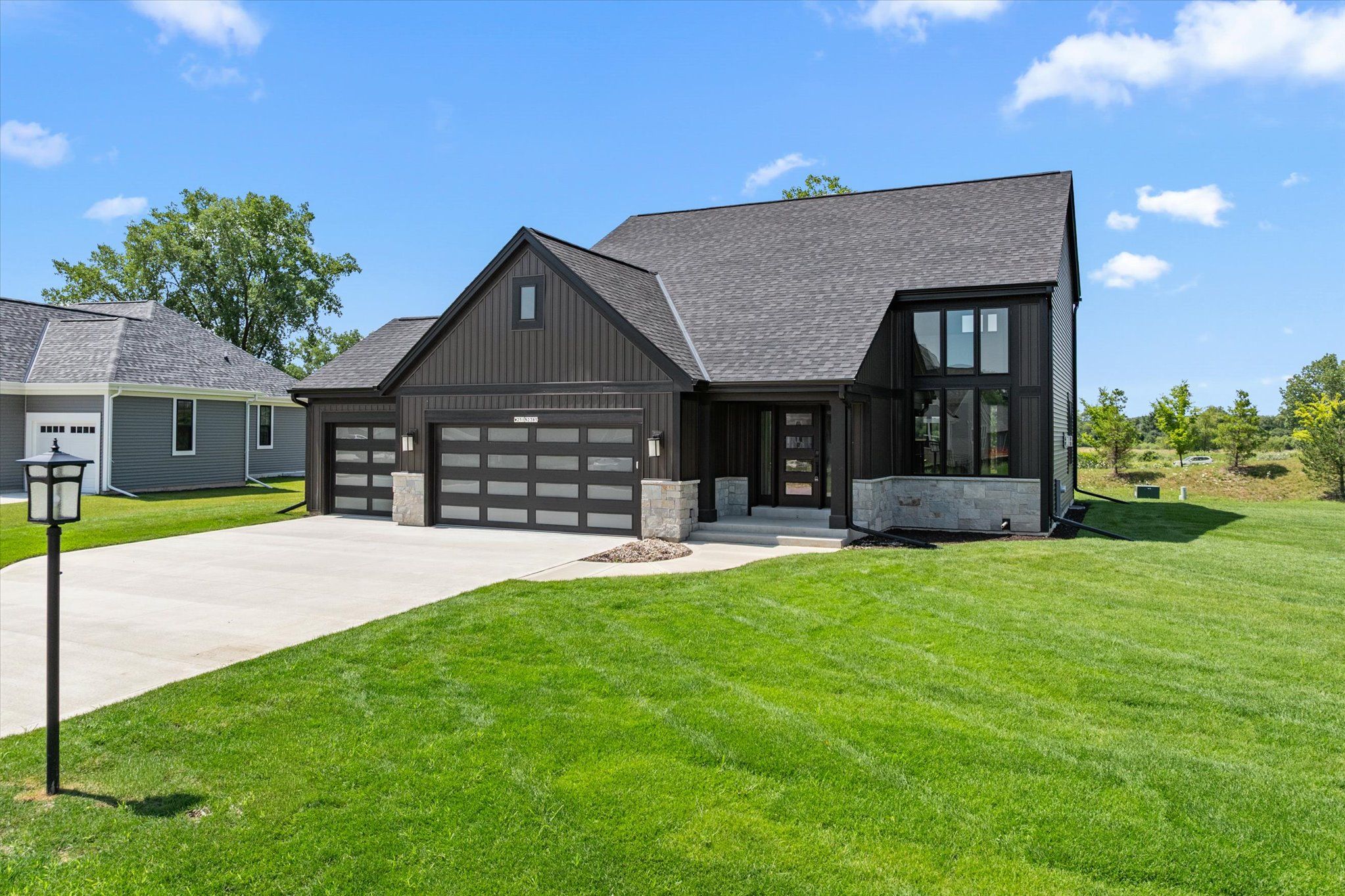 W251 N2385 Valleyview Circle (The Bristol, Plan 2216) Image