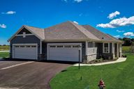 Chapman Villas por Bielinski Homes, Inc. en Milwaukee-Waukesha Wisconsin