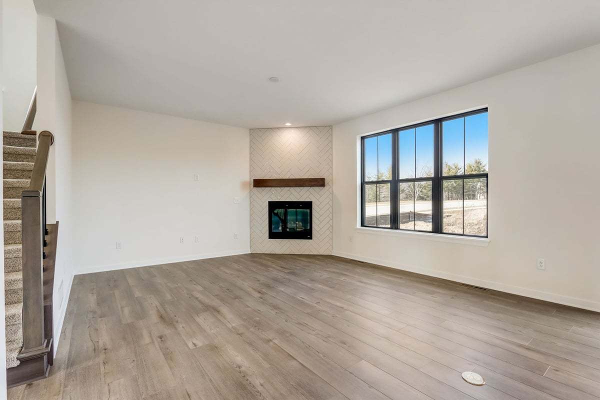 This photo is for illustration purposes only and does not necessarily represent the products and finishes offered in a specific RediHome.