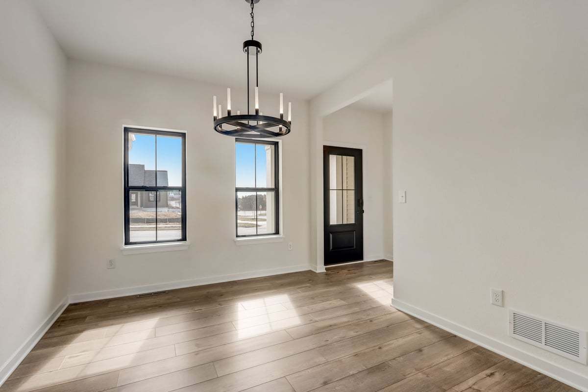 This photo is for illustration purposes only and does not necessarily represent the products and finishes offered in a specific RediHome.