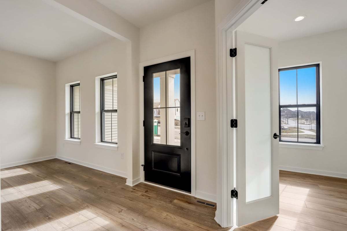 This photo is for illustration purposes only and does not necessarily represent the products and finishes offered in a specific RediHome.