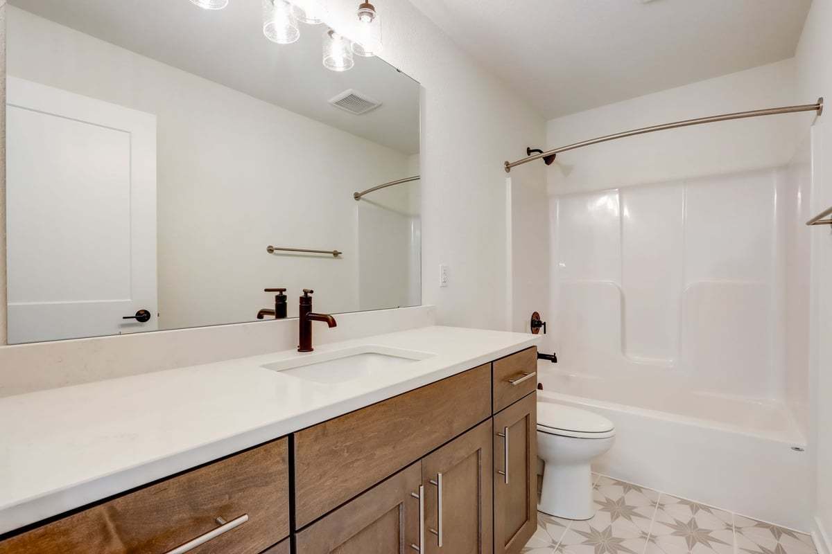 This photo is for illustration purposes only and does not necessarily represent the products and finishes offered in a specific RediHome.