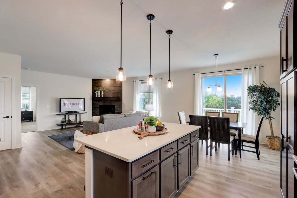 This photo is for illustration purposes only and does not necessarily represent the available features and finishes on a specific RediHome.