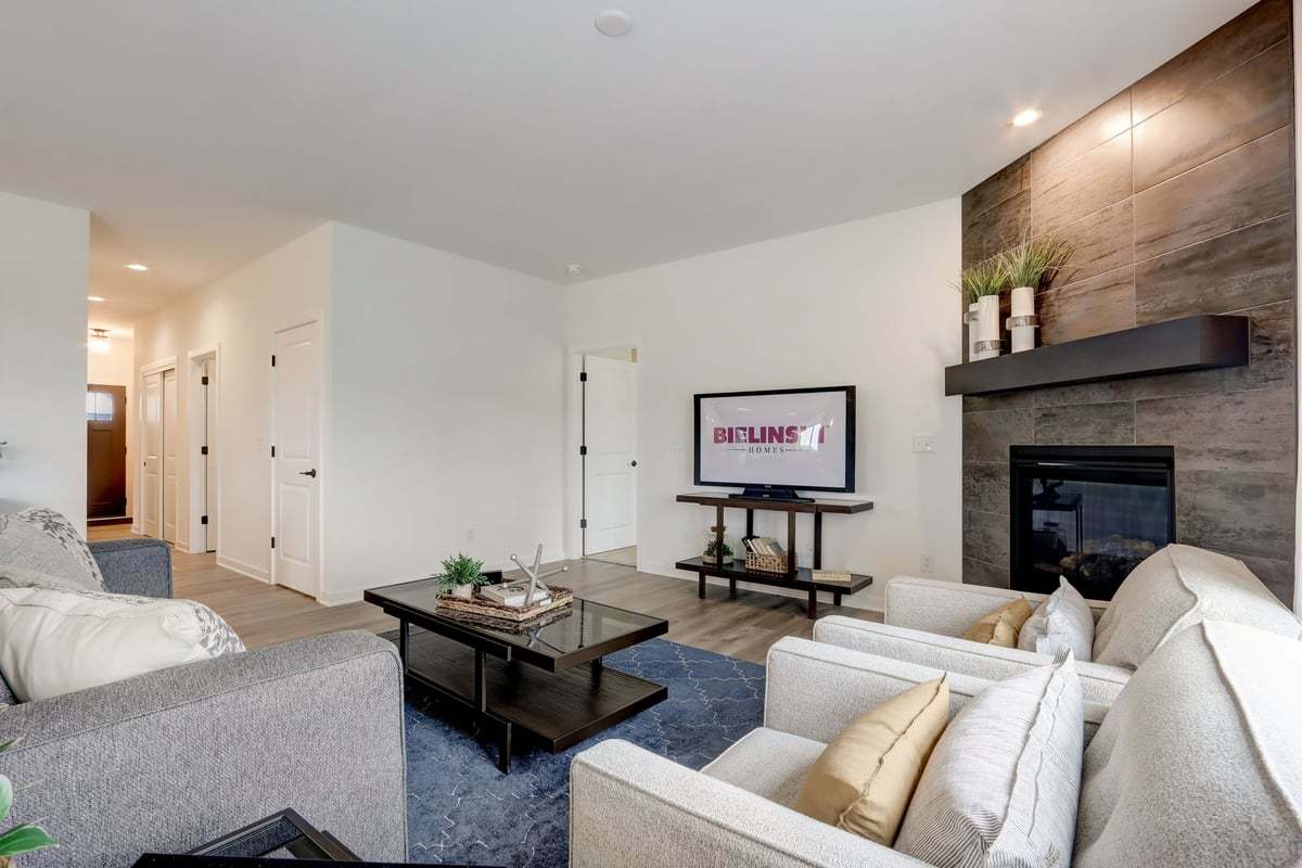 This photo is for illustration purposes only and does not necessarily represent the available features and finishes on a specific RediHome.