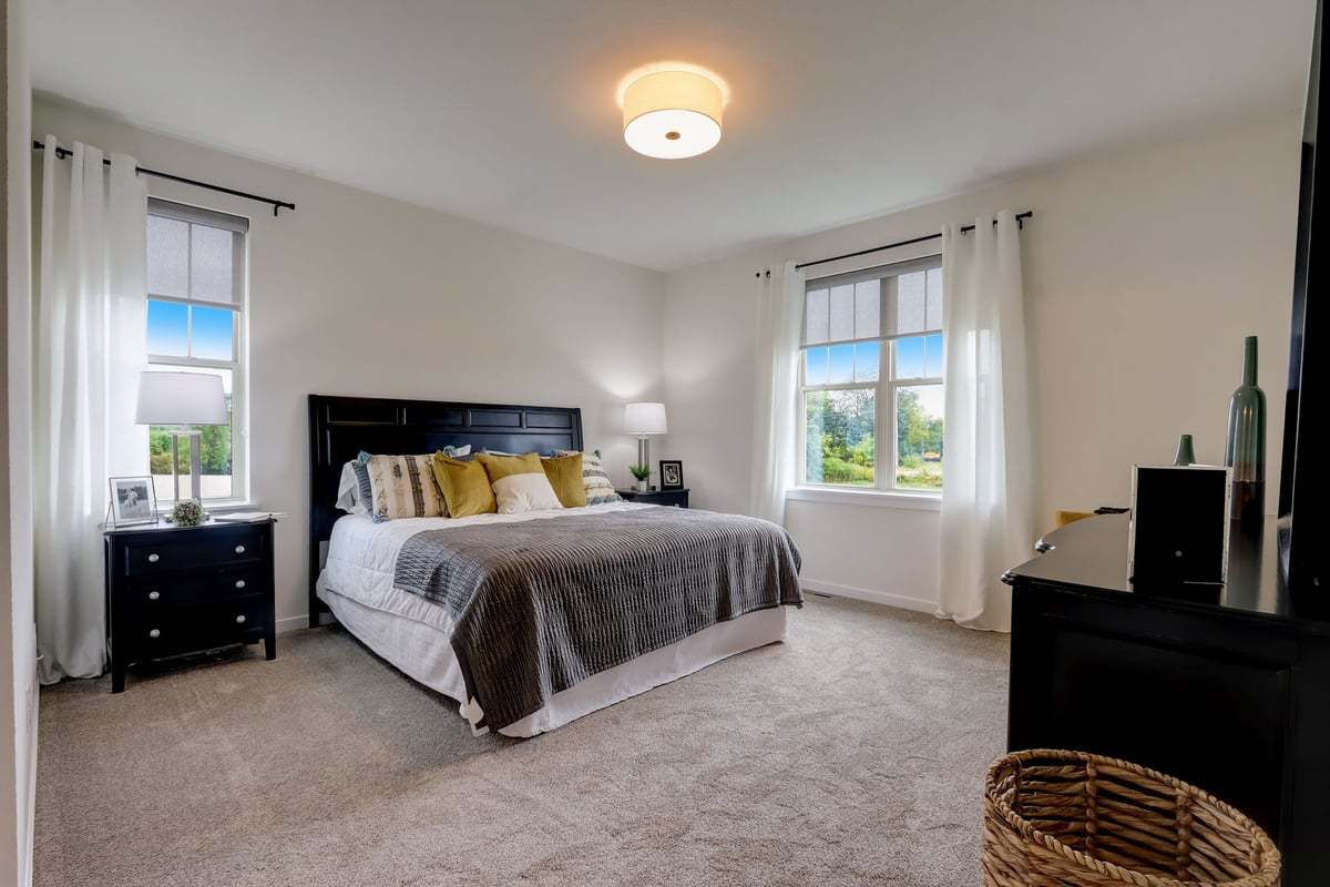 This photo is for illustration purposes only and does not necessarily represent the available features and finishes on a specific RediHome.