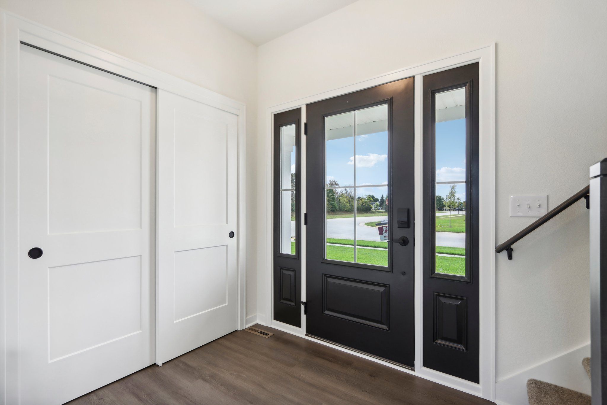 This photo is for illustration purposes only and does not necessarily represent the features and finishes of a specific RediHome.