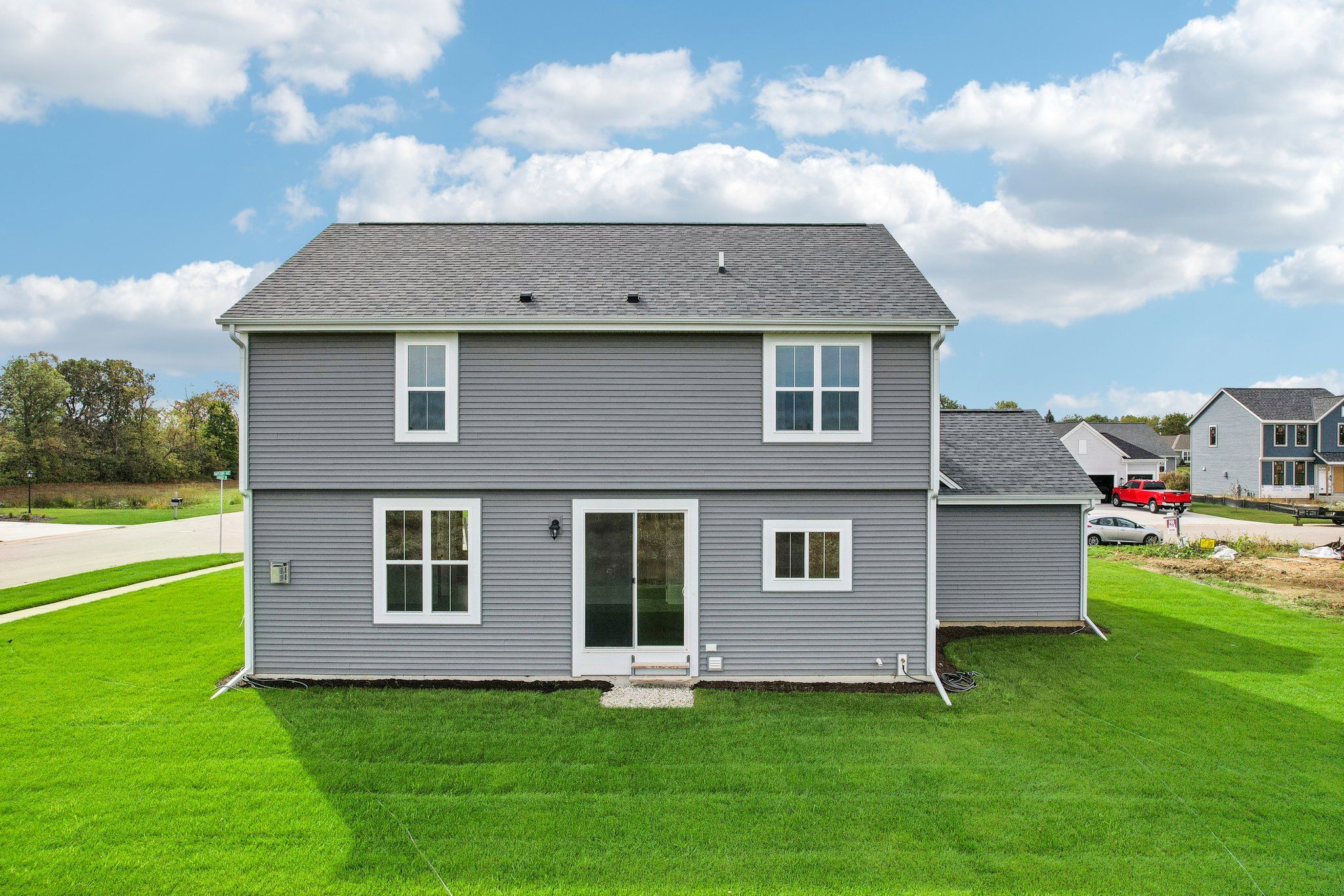 This photo is for illustration purposes only and does not necessarily represent the features and finishes of a specific RediHome.