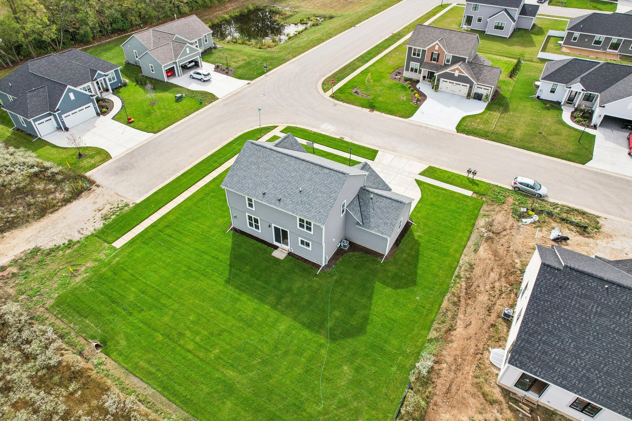 This photo is for illustration purposes only and does not necessarily represent the features and finishes of a specific RediHome.