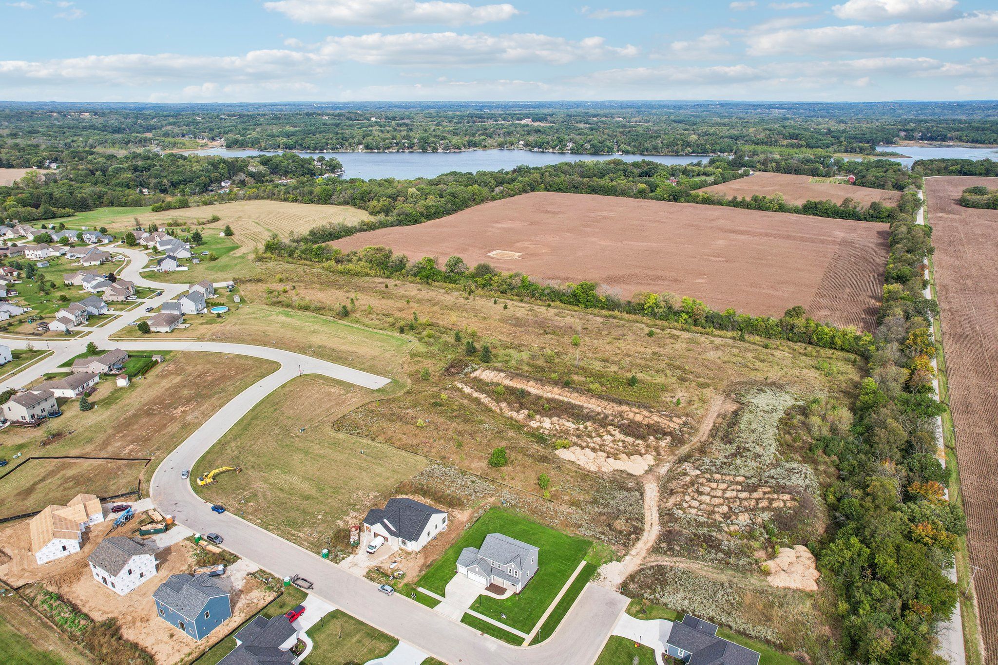 This photo is for illustration purposes only and does not necessarily represent the features and finishes of a specific RediHome.