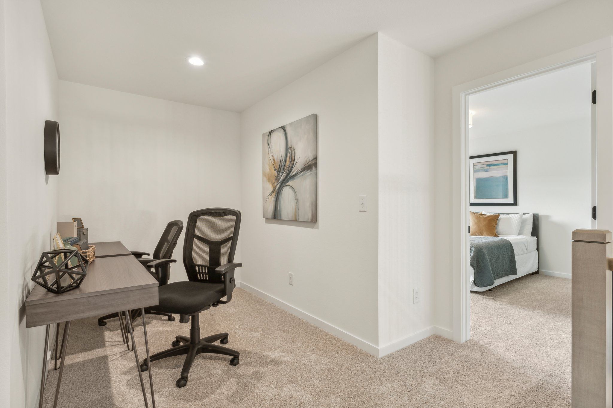 This photo is for illustration purposes only and does not necessarily represent the features and finishes of a specific RediHome.