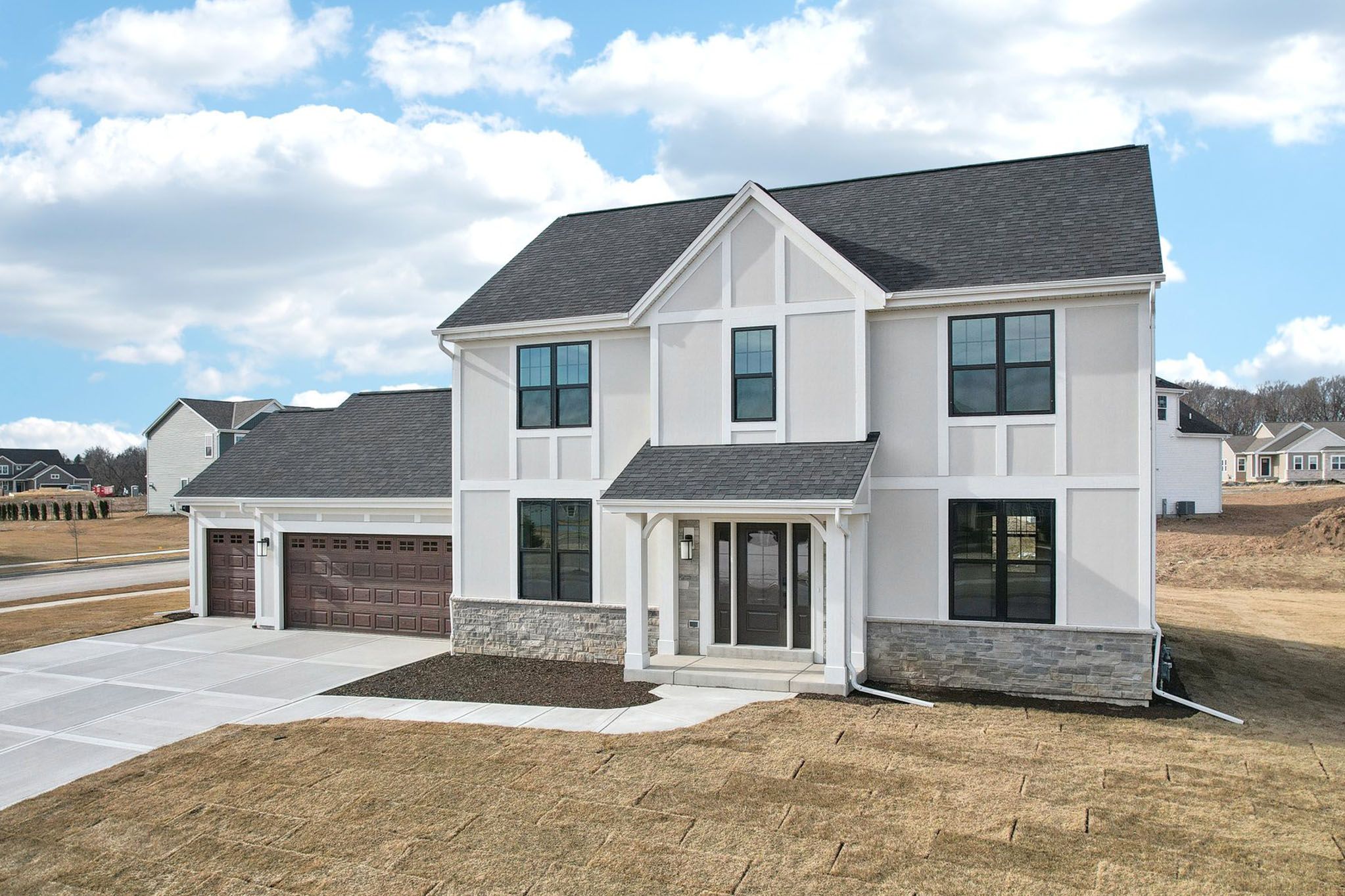This photo is for illustration purposes only and does not necessarily represent the features and finishes of a specific RediHome.