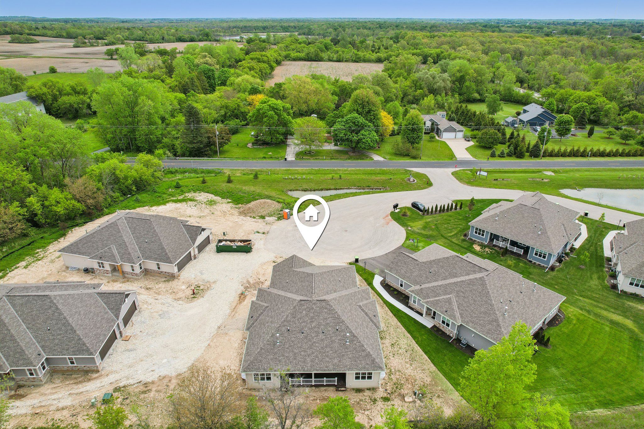 W204 N17665 Laurel Place (The Adalyn, Plan 1440)