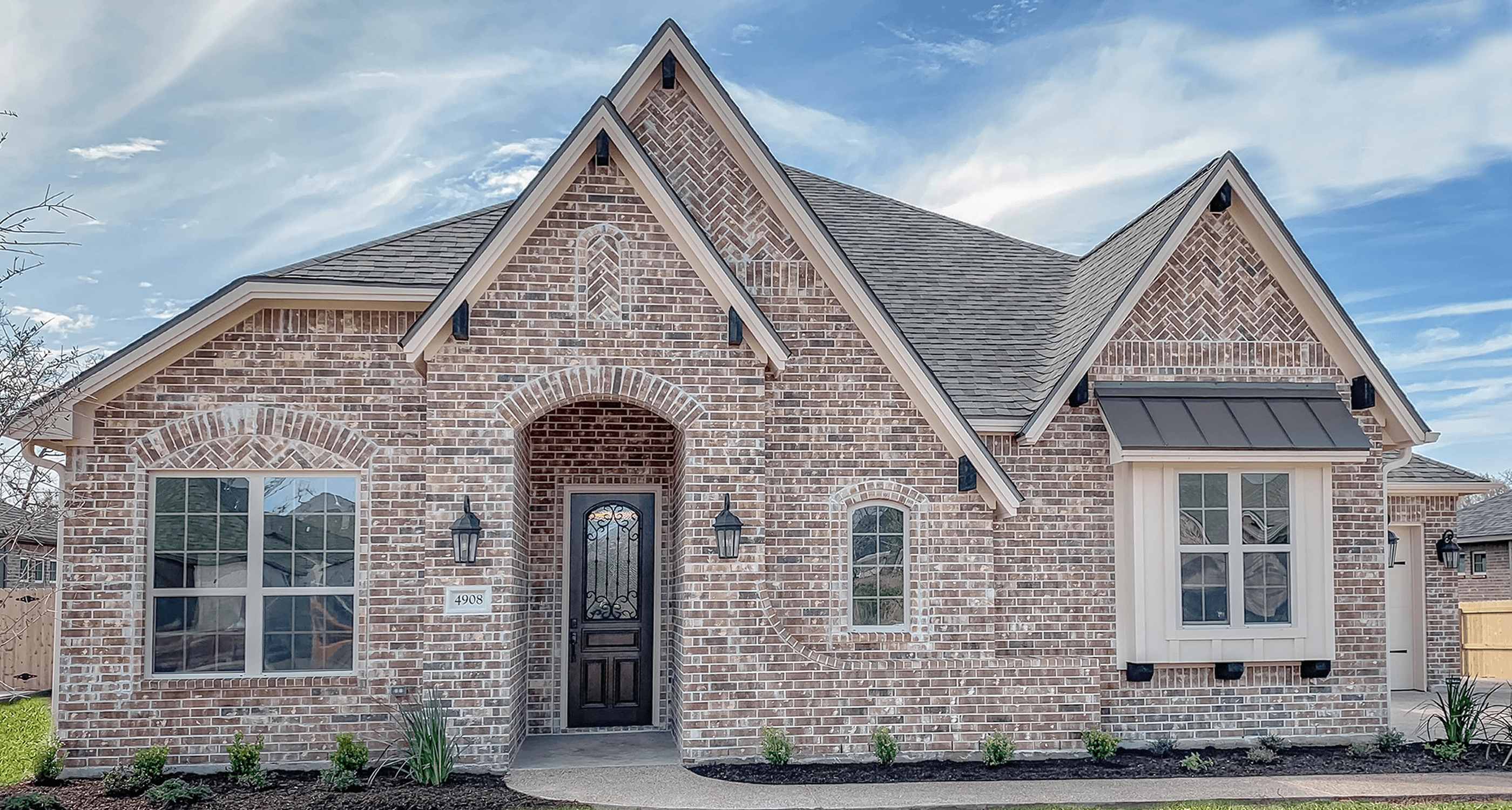 4250 Harding Way. Bryan, TX 77802