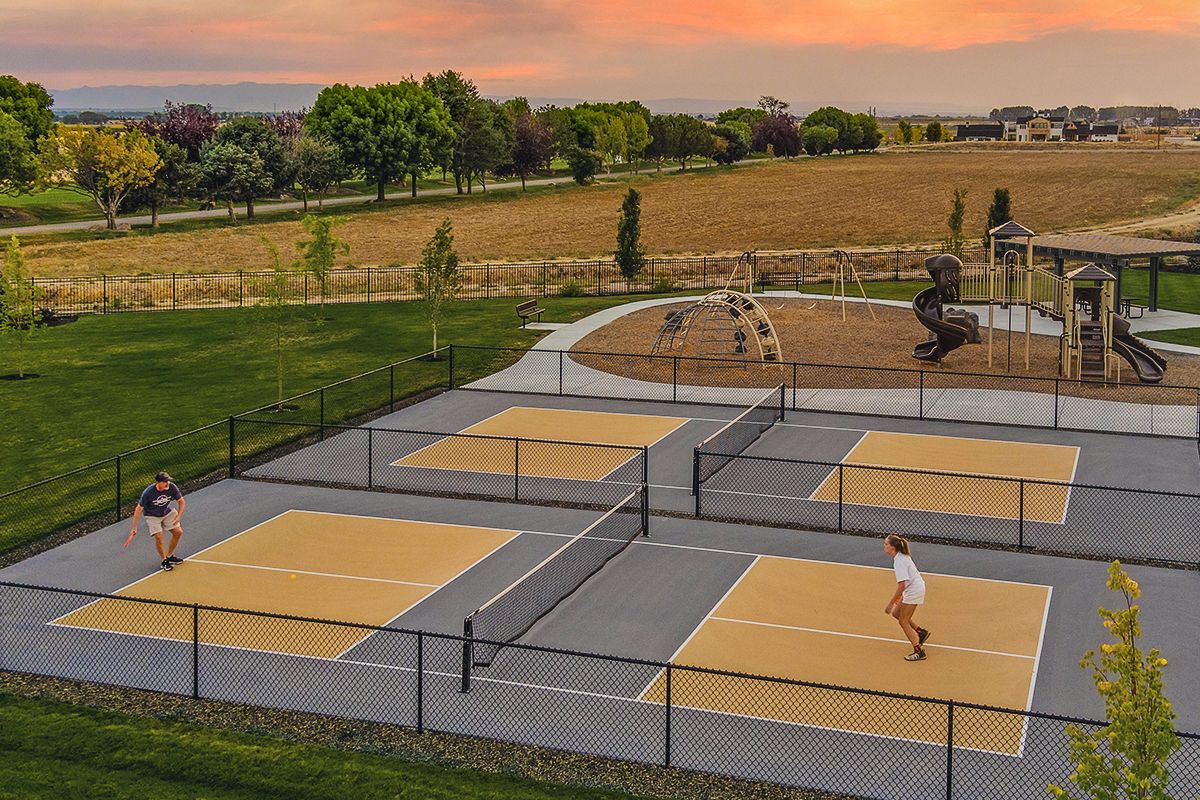 Pickleball & Playground 
