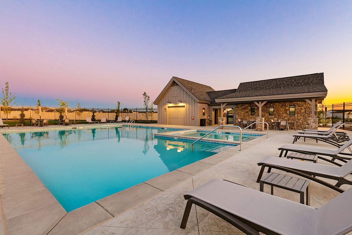Community Pool & Separate Kiddie Pool 