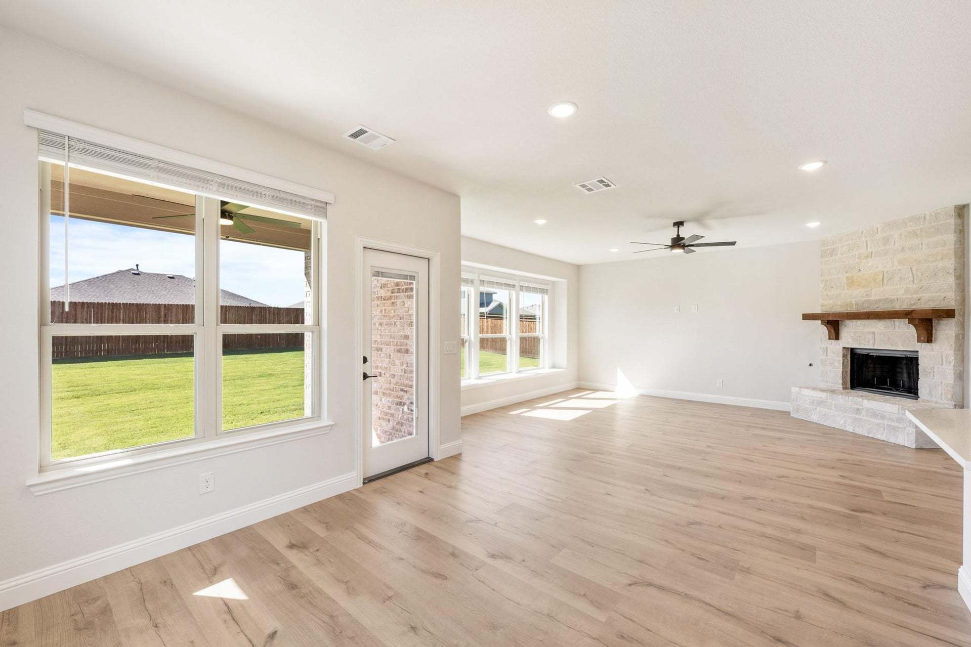 3042 Duck Heights Avenue (Dewberry II)