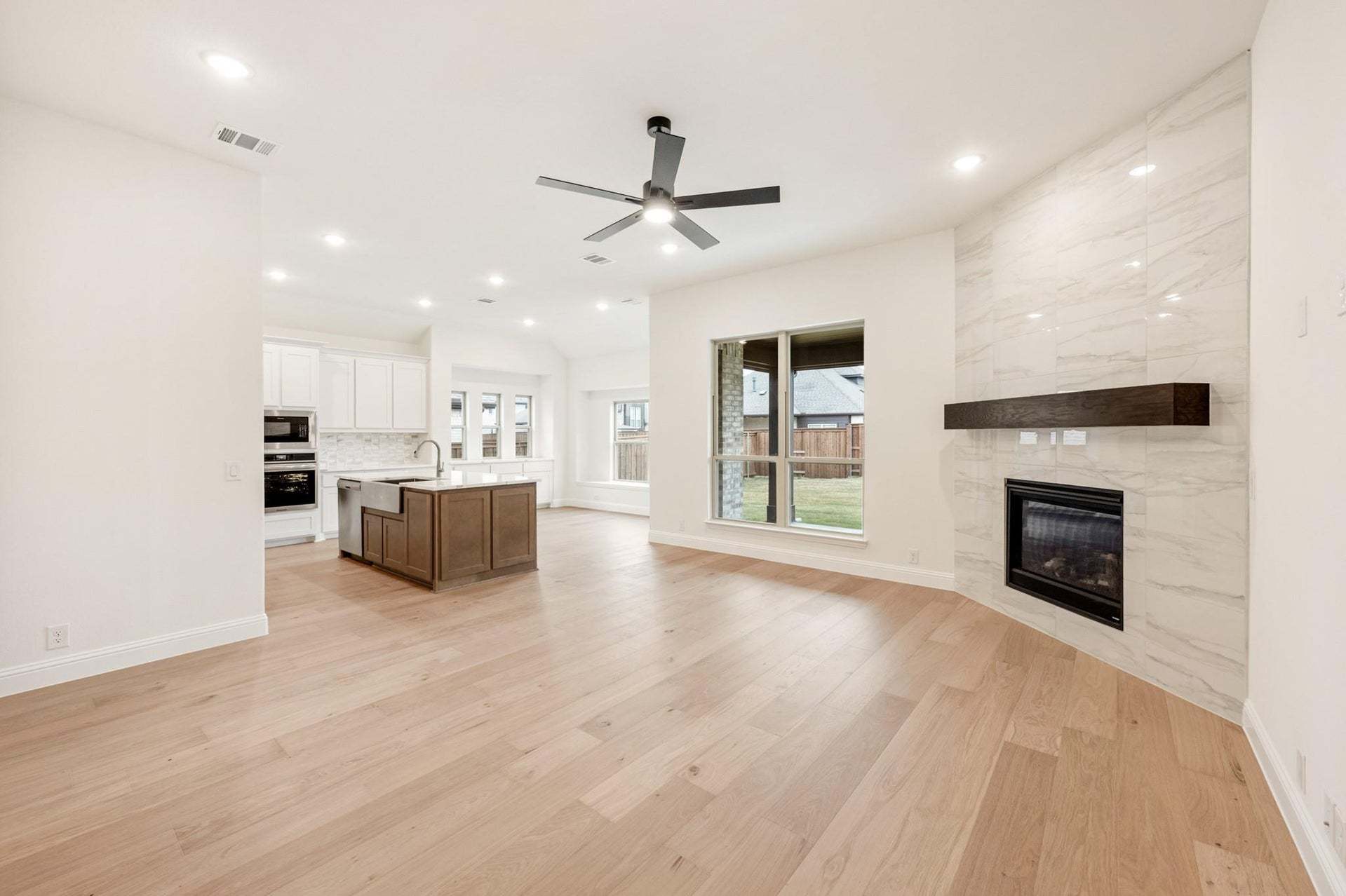 4071 Zina Lane (Carolina IV)