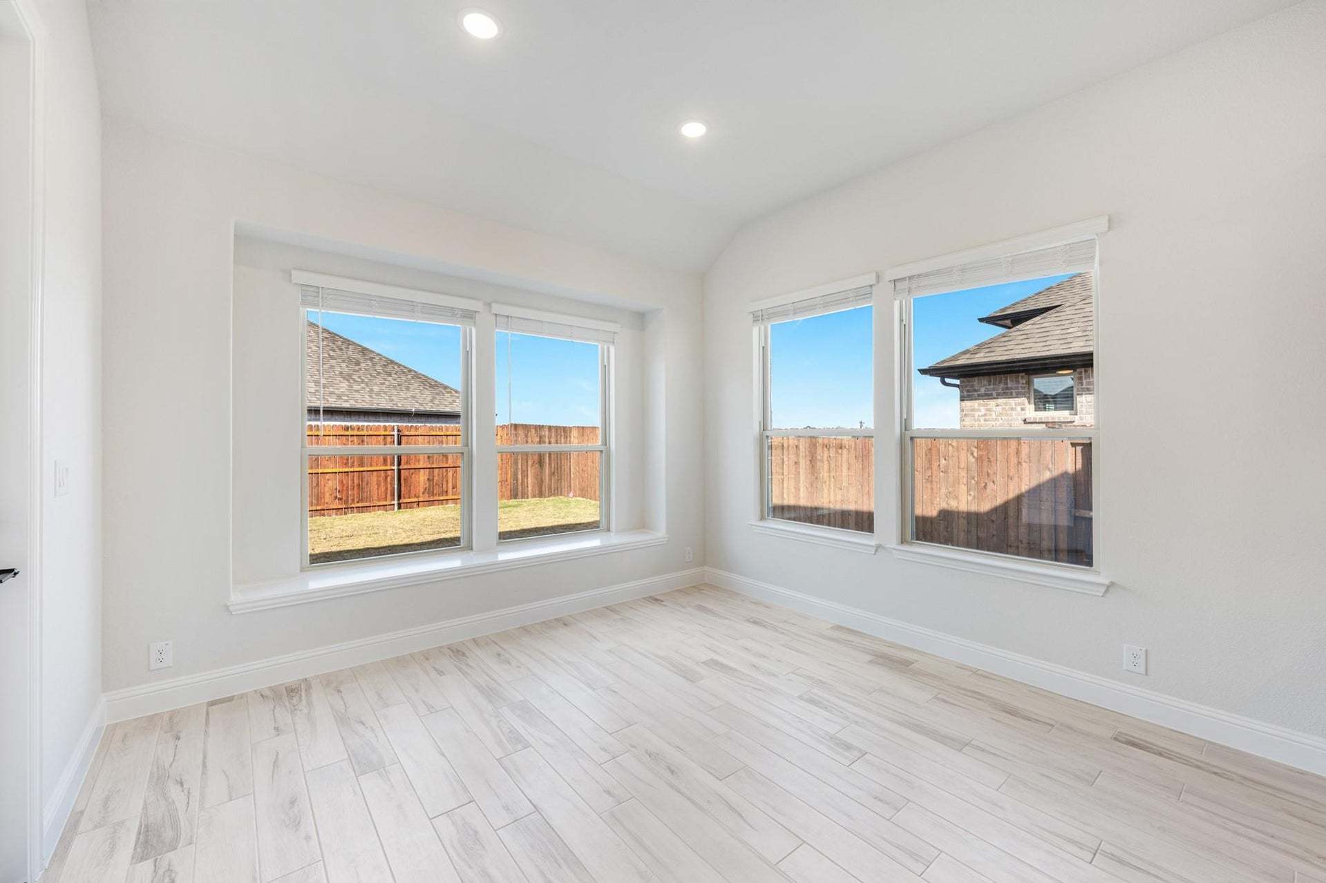 2411 Cornwall Lane (Seaberry)