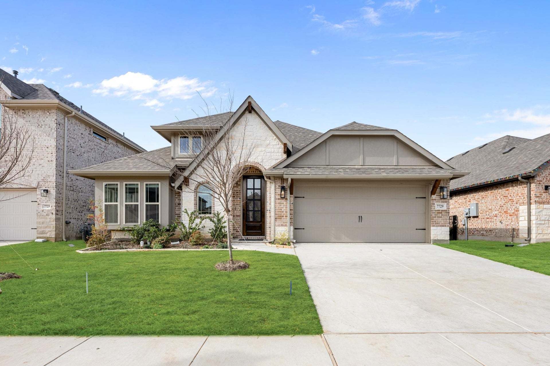 7729 Oakmeade Street