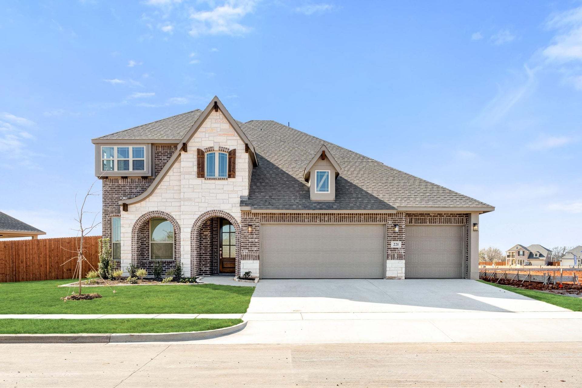 221 Coronado Court (Dewberry III)