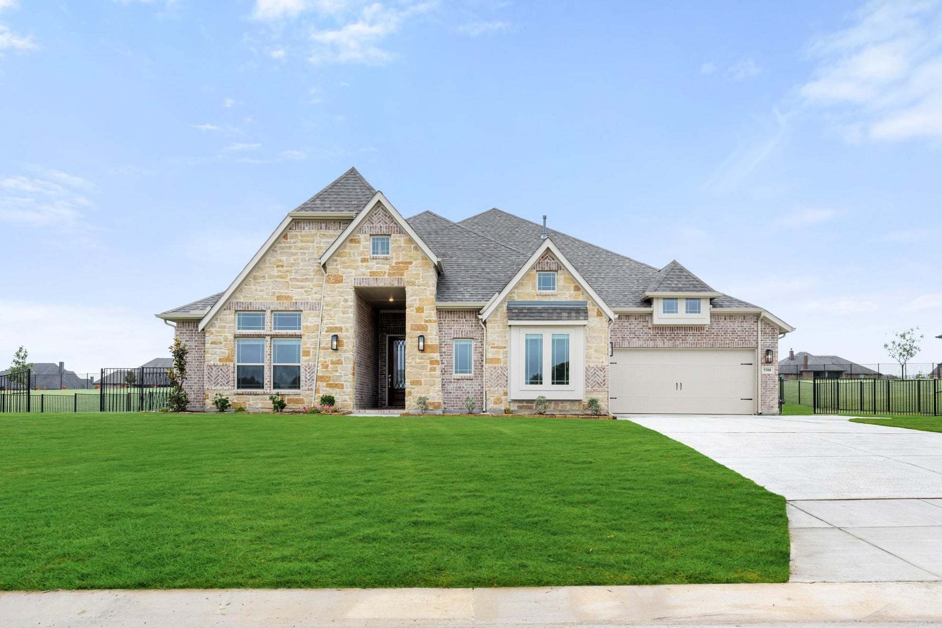 9300 Wood Duck Drive (Daffodil)