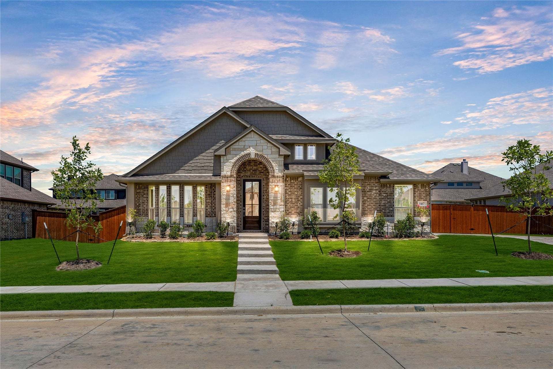 Hawthorne Side Entry - Hayes Crossing: Midlothian, Texas - Bloomfield Homes