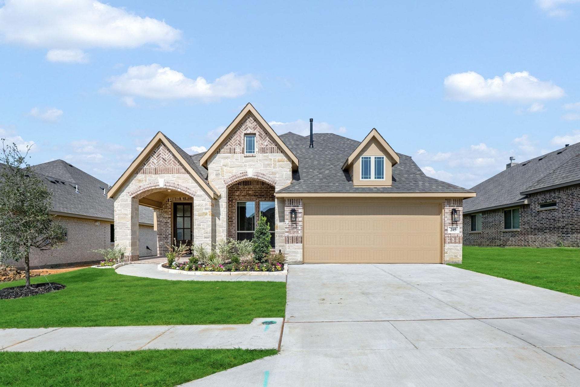 215 Seminole Trail (Dogwood III)