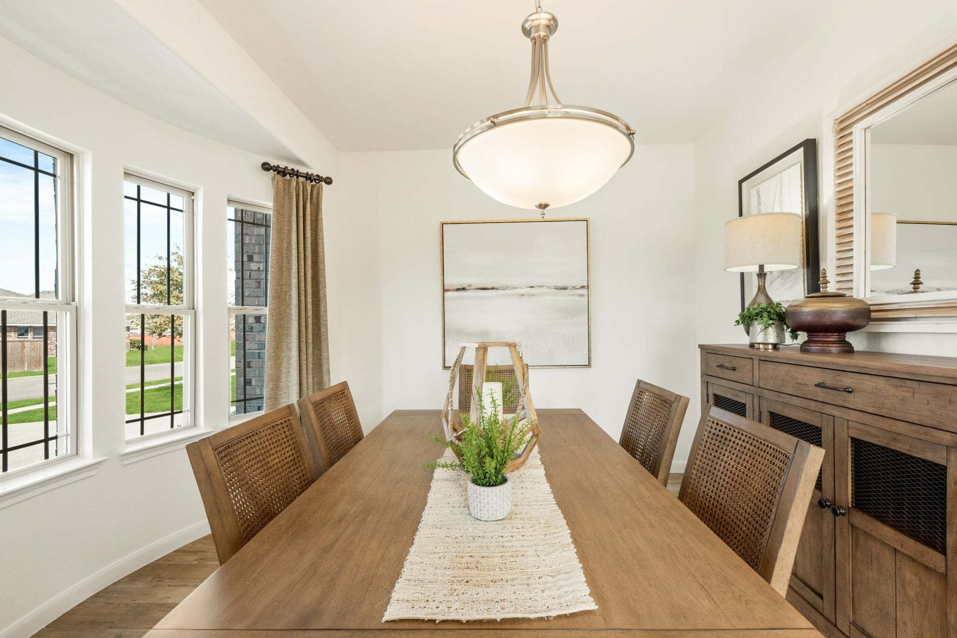 Formal Dining