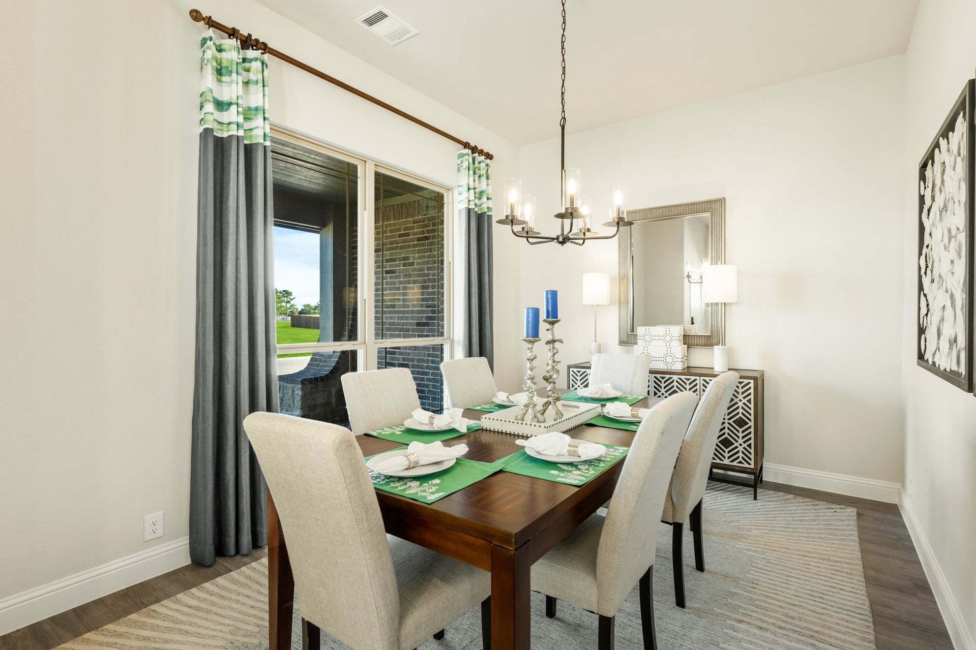 Formal Dining